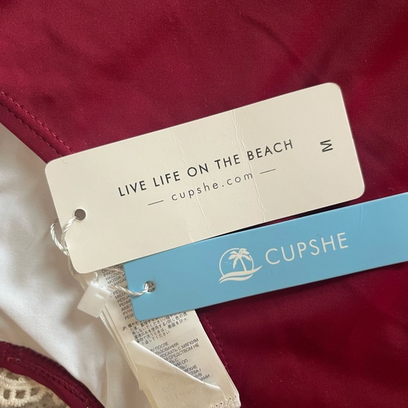 NEW! Cupshe Burgundy With Cream Embroidery detail Swimsuit Women’s M - Picture 12 of 16